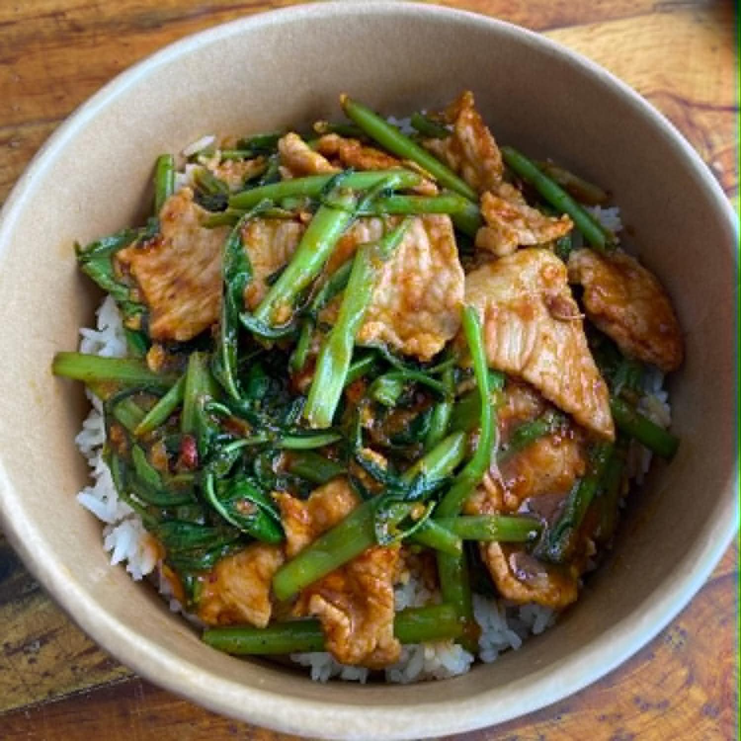 Ari rice bowl, cooked to order and ready for delivery